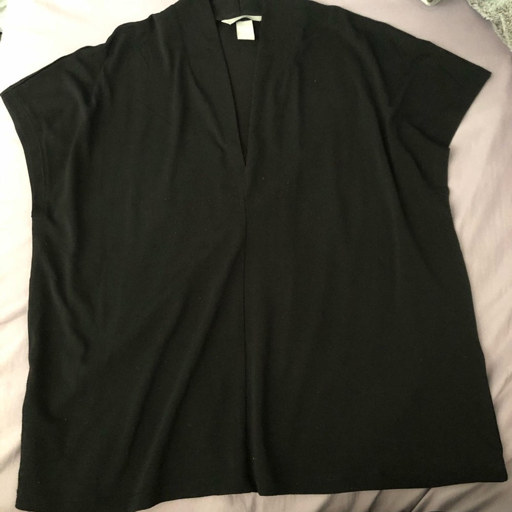Sleeveless Deep V-line Blouse